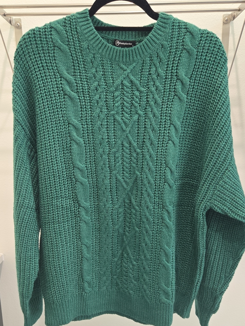 PrettyGarden Green Cable-Knit Crewneck Sweater
